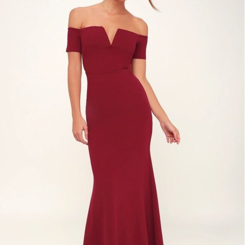 NWT Off-Shoulder Maxi Dress